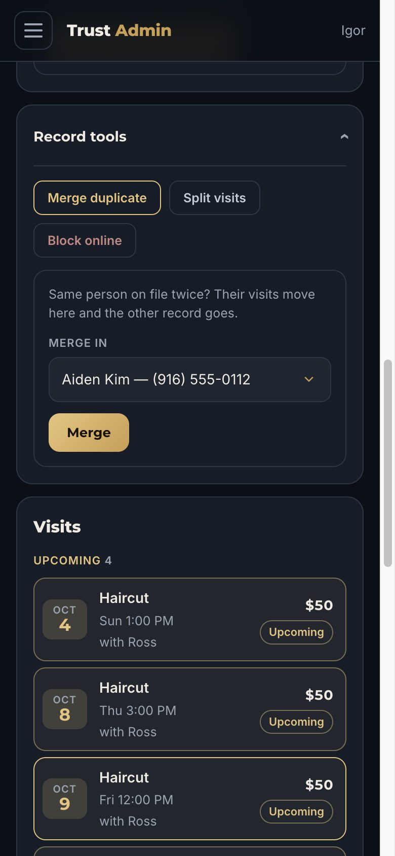 Record tools → Merge duplicate: вибір, з ким об'єднати